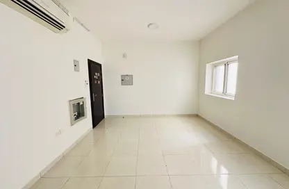 Apartment - 1 Bedroom - 1 Bathroom for rent in Al Shamsi 1 - Muwaileh Commercial - Sharjah