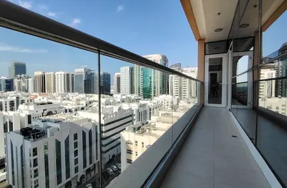 Apartment - 2 Bedrooms - 4 Bathrooms for rent in United Square - Al Khalidiya - Abu Dhabi