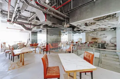 Shop - Studio - 2 Bathrooms for rent in Bay Central 3 - Dubai Marina - Dubai