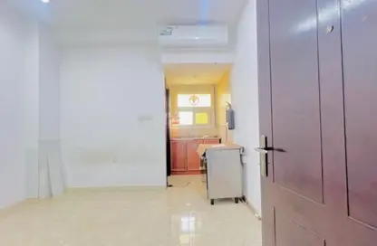 Apartment - 1 Bathroom for rent in Al Butina - Sharjah