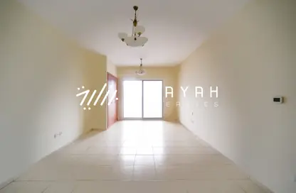 شقة - 1 حمام للايجار في مابل 1 - حدائق الإمارات 2 - قرية الجميرا سركل - دبي