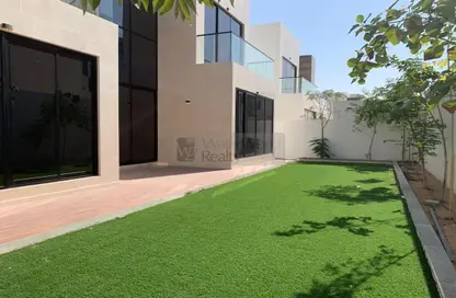 Villa - 5 Bedrooms for sale in West Village - Al Furjan - Dubai