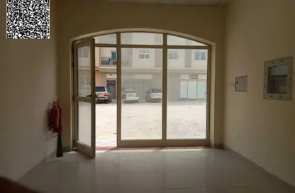 Shop - Studio for rent in Muweileh Community - Muwaileh Commercial - Sharjah