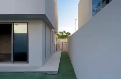 Townhouse - 3 Bedrooms - 4 Bathrooms for sale in Al Zahia - Muwaileh Commercial - Sharjah
