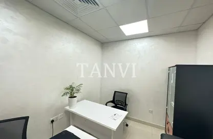 Office Space - Studio - 1 Bathroom for rent in Al Rostamani Building - Port Saeed - Deira - Dubai