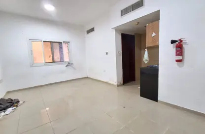 Apartment - Studio - 1 Bathroom for rent in Al Butina B - Al Butina - Sharjah
