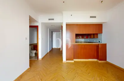 Apartment - 1 Bedroom - 2 Bathrooms for rent in The Fairways North - The Fairways - The Views - Dubai
