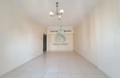 Apartment - 1 Bedroom - 2 Bathrooms for rent in Taliatela Street - Al Nahda - Sharjah