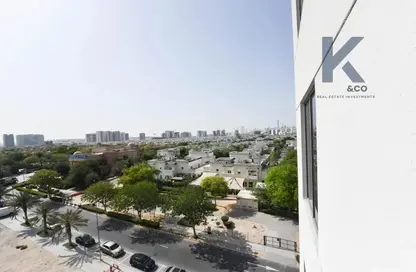 شقة - غرفة نوم - 2 حمامات للايجار في عزيزي برتون - الفرجان - دبي