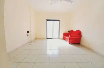 Apartment - 1 Bedroom - 1 Bathroom for rent in Al Shamsi 2 - Muwaileh Commercial - Sharjah