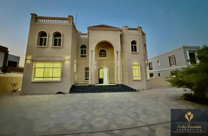 فيلا - 5 غرف نوم - 7 حمامات للايجار في العوير 1 - العوير - دبي