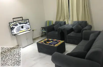 شقة - غرفة نوم - 2 حمامات للايجار في مساكن كورنيش عجمان - طريق كورنيش عجمان - عجمان