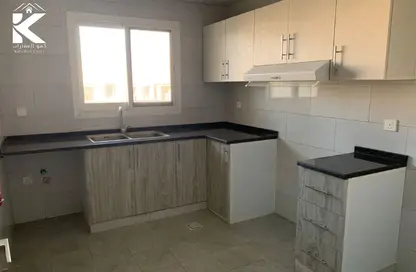 Apartment - 2 Bedrooms - 3 Bathrooms for rent in Al Jurf Industrial 3 - Al Jurf Industrial - Ajman