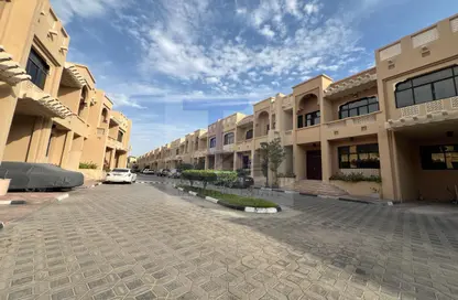 Villa - 4 Bedrooms - 5 Bathrooms for rent in Al Saada Street - Al Mushrif - Abu Dhabi
