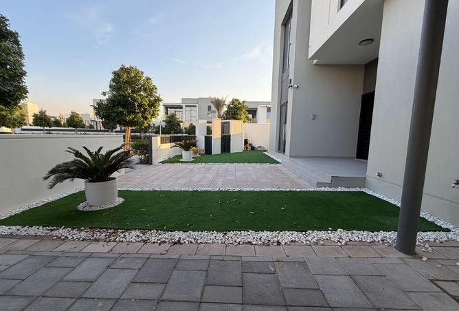 16108200 - Property Image 2