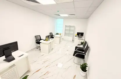 Office Space - Studio - 1 Bathroom for rent in Fatima Mohammad Ahmad Bin Suleiman - Al Raffa - Bur Dubai - Dubai