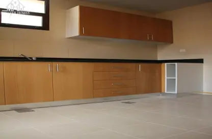 Villa - 2 Bedrooms - 3 Bathrooms for rent in Zone 7 - Hydra Village - Abu Dhabi