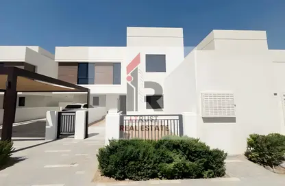 Villa - 5 Bedrooms - 6 Bathrooms for rent in Noya Luma - Noya - Yas Island - Abu Dhabi