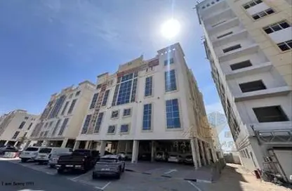 شقة - غرفة نوم - 2 حمامات للبيع في قرية الاميرة - الياسمين - عجمان