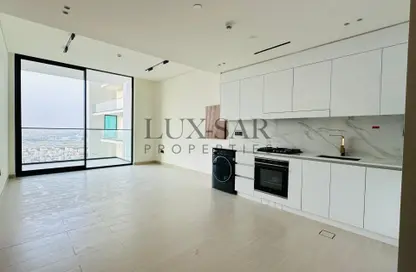 Apartment - 1 Bedroom - 2 Bathrooms for rent in Binghatti Azure - Jumeirah Village Circle - Dubai