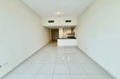 Apartment - 2 Bedrooms - 3 Bathrooms for rent in Golf Horizon Tower A - Golf Horizon - DAMAC Hills - Dubai Apartment - 2 Bedrooms - 3 Bathrooms for rent in Golf Horizon Tower A - Golf Horizon - DAMAC Hills - Dubai