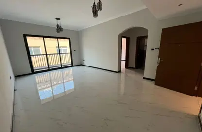 شقة - غرفة نوم - 2 حمامات للايجار في 3 المويهات - المويهات - عجمان