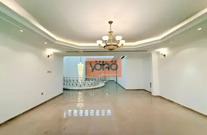 Villa - 5 Bedrooms - 7+ Bathrooms for rent in Jumeirah 1 Villas - Jumeirah 1 - Jumeirah - Dubai