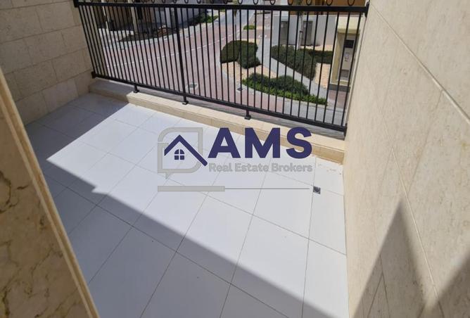 15221008 - Property Image 3