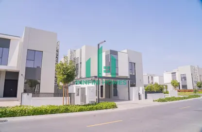 Villa - 5 Bedrooms - 6 Bathrooms for rent in Murooj Al Furjan - Al Furjan - Dubai