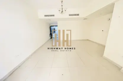 Apartment - 2 Bedrooms - 3 Bathrooms for rent in Muwaileh 29 Building - Muwaileh - Sharjah