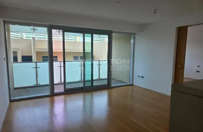 شقة - غرفة نوم - 2 حمامات للايجار في الندى 1 - المنيرة - شاطئ الراحة - أبوظبي شقة - غرفة نوم - 2 حمامات للايجار في الندى 1 - المنيرة - شاطئ الراحة - أبوظبي