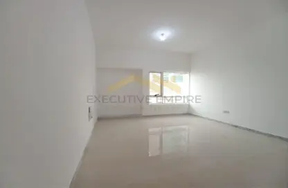 Apartment - 1 Bedroom - 2 Bathrooms for rent in Twin Tower - Muroor Area - Abu Dhabi