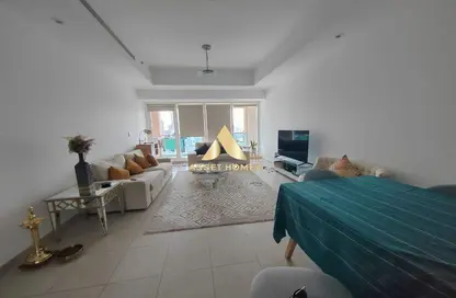 صورة لـ غرفة المعيشة شقة - 2 غرف نوم - 3 حمامات للبيع في برج تشرشل السكني - أبراج تشرشل - الخليج التجاري - دبي ، صورة رقم 1