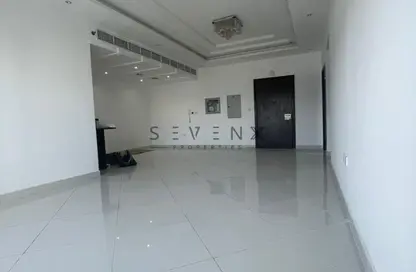 Apartment - 3 Bedrooms - 5 Bathrooms for sale in Silicon Heights 2 - Silicon Heights - Dubai Silicon Oasis - Dubai