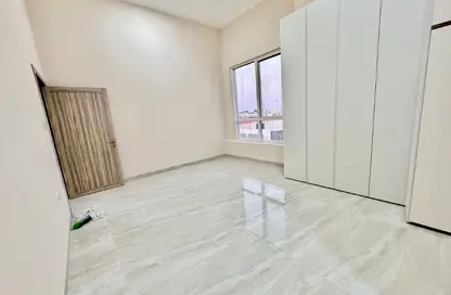 Apartment - Studio - 1 Bathroom for rent in Shakhbout City - Abu Dhabi
