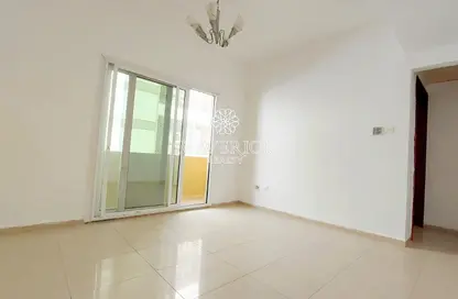 Empty Room image for: Apartment - 1 Bedroom - 1 Bathroom for rent in Al Khan Corniche - Al Khan - Sharjah, Image 1