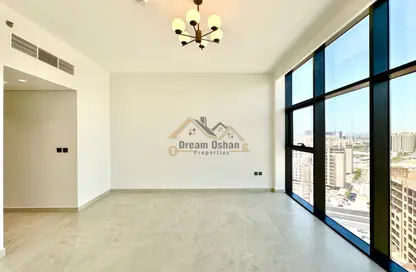 Apartment - 2 Bedrooms - 3 Bathrooms for rent in Sama Al Jaddaf - Al Jaddaf - Dubai