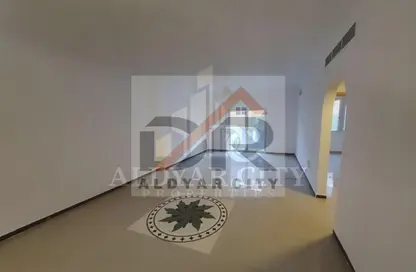 Apartment - 2 Bedrooms - 2 Bathrooms for rent in Al Rashidiya Towers - Al Rashidiya - Ajman Downtown - Ajman