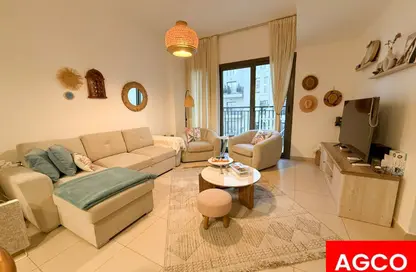 شقة - غرفة نوم - 1 حمام للبيع في حياة بوليفارد-2أ - حياة بولفار - تاون سكوير - دبي