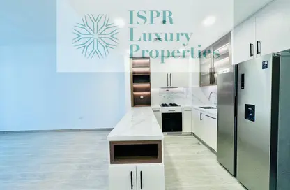 شقة - 2 غرف نوم - 2 حمامات للايجار في ذا ريجينت - تاون سكوير - دبي شقة - 2 غرف نوم - 2 حمامات للايجار في ذا ريجينت - تاون سكوير - دبي