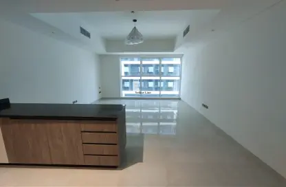 Apartment - 1 Bathroom for rent in Al Seef - Al Raha Beach - Abu Dhabi