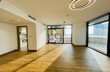 Apartment - 3 Bedrooms - 4 Bathrooms for rent in The Waves Residences - Mankhool - Bur Dubai - Dubai