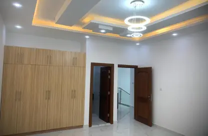 Villa - 4 Bedrooms - 5 Bathrooms for sale in Al Hooshi Villas - Hoshi - Al Badie - Sharjah