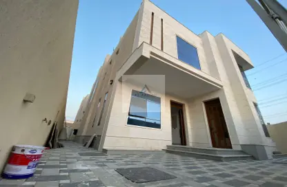 Villa - 5 Bedrooms - 7 Bathrooms for sale in Al Yasmeen 1 - Al Yasmeen - Ajman