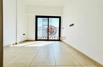 شقة - غرفة نوم - 2 حمامات للايجار في برج ريجيل - الضاحية 10 - قرية جميرا الدائرية - دبي