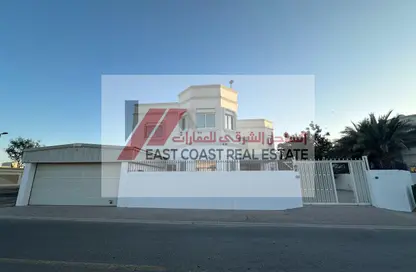 Villa - 7 Bedrooms - 7 Bathrooms for rent in Al Faseel - Fujairah