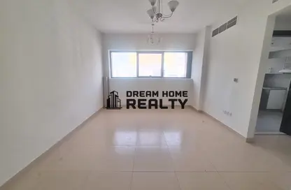 شقة - غرفة نوم - 2 حمامات للايجار في برج الحفيت - شارع التعاون - التعاون - الشارقة