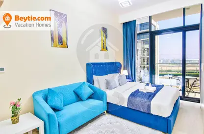 Living Room image for: Apartment - 1 Bathroom for rent in AZIZI Riviera 35 - Meydan One - Meydan - Dubai, Image 1