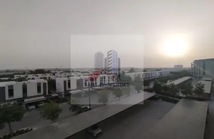 شقة - غرفة نوم - 2 حمامات للايجار في ذا جيت 2 - الجادة - الشارقة