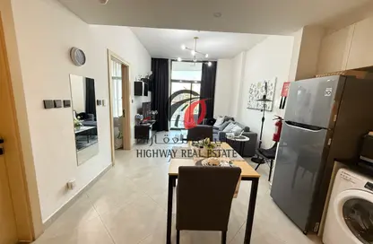 Apartment - 1 Bedroom - 2 Bathrooms for rent in Binghatti Avenue - Al Jaddaf - Dubai